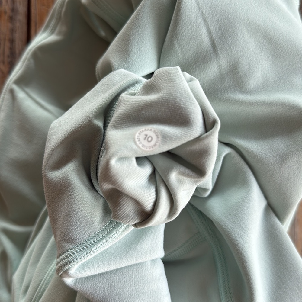 Lululemon Align Like New - image 3